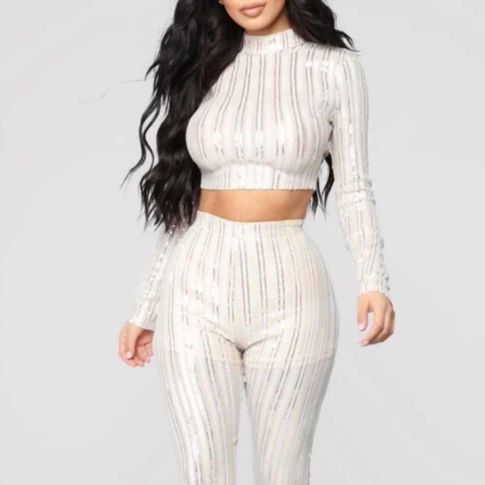 🪞 NEW 2 piece dreamy top pant set sequin glam pant and dressy top set